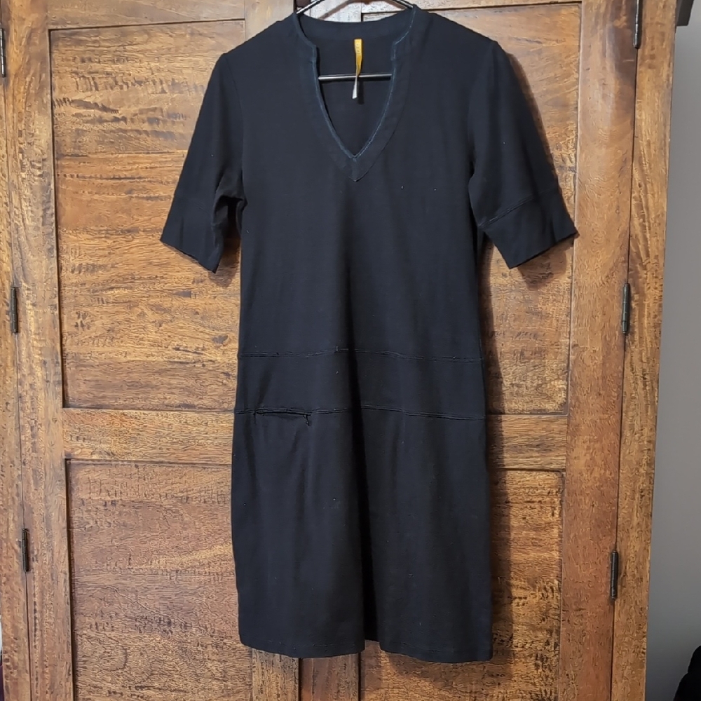 Lole Black Midi Dress with V-Neck Zipper Pocket Large